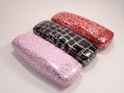 Футляр для очков захлопывающийся