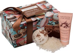 Набор Кафе красоты Французские десерты бурлящий шар для ванны + глицериновое мыло ручной работы + соль для ванны + крем для рук 120 г + 100 г + 220 г + 75 мл